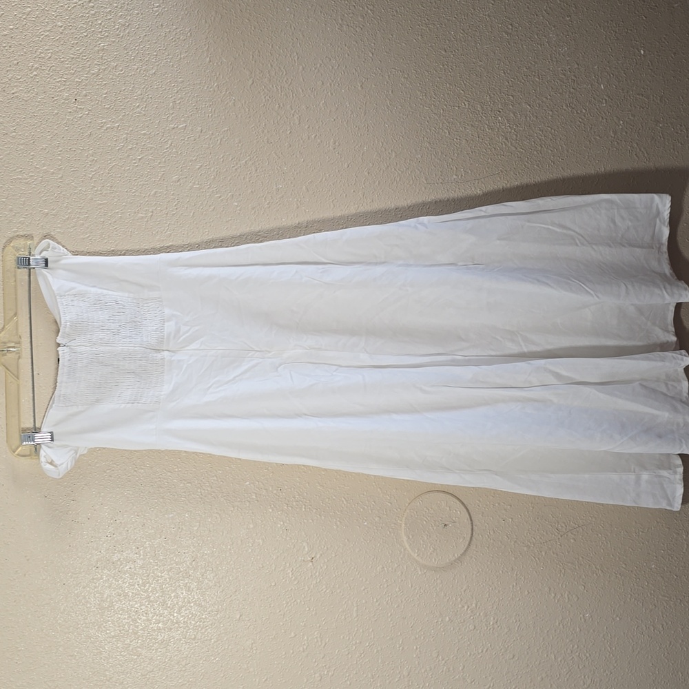 Petal + Pup Stylish White Strapless Gown - Picture 5 of 7